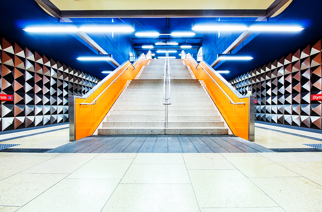 Olympiaeinkaufszentrum Treppe